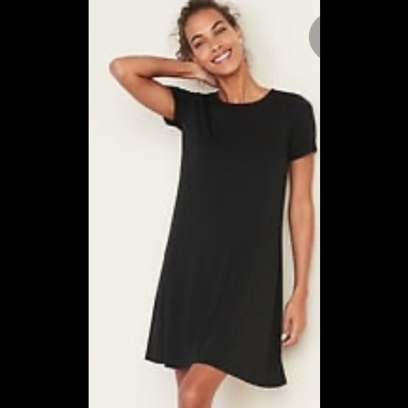 Black Dress - Picture 2 of 3